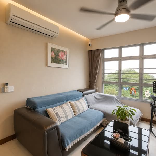 430B Yishun Avenue 11, 430B Yishun Avenue 11, 3 Bedrooms, 990 sqft, HDB Flat For Sale, by Eddie Tham, 500137301 - Living Room - PropertyGuru.com.sg
