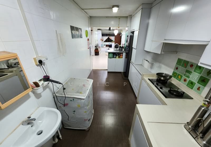 144 Yishun Street 11, 144 Yishun Street 11, 3 Bedrooms, 1,001 sqft, HDB Flat For Sale, by Dominic Phua, 500142664 - Kitchen - PropertyGuru.com.sg