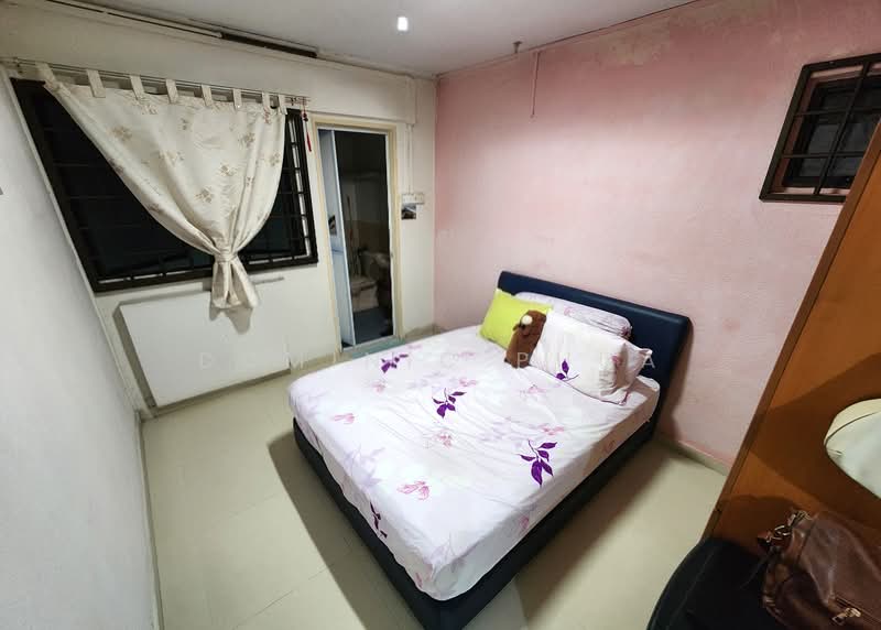 144 Yishun Street 11, 144 Yishun Street 11, 3 Bedrooms, 1,001 sqft, HDB Flat For Sale, by Dominic Phua, 500142664 - Bedroom - PropertyGuru.com.sg