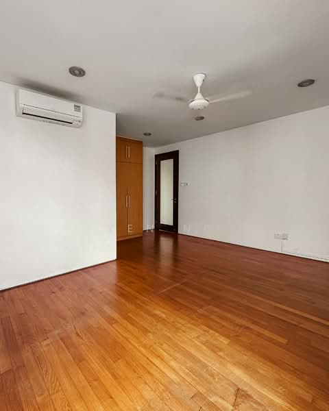 Braddell Heights Estate, Cotswold Close, 5 Bedrooms, 6,500 sqft, Detached House For Rent, by Yen Ng, 500142762 - Bedroom #4 - PropertyGuru.com.sg