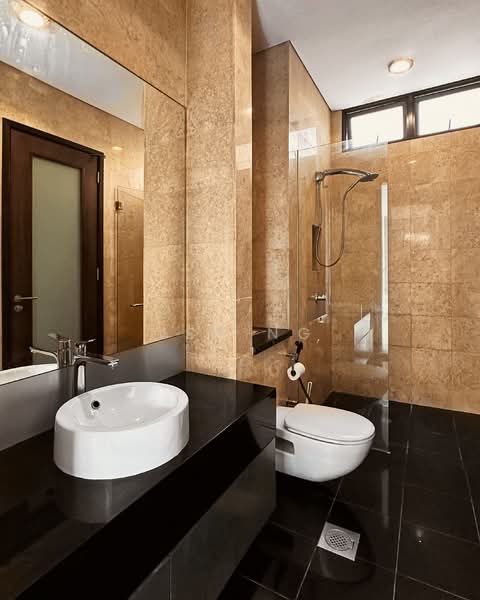 Braddell Heights Estate, Cotswold Close, 5 Bedrooms, 6,500 sqft, Detached House For Rent, by Yen Ng, 500142762 - Bathroom #1 - PropertyGuru.com.sg