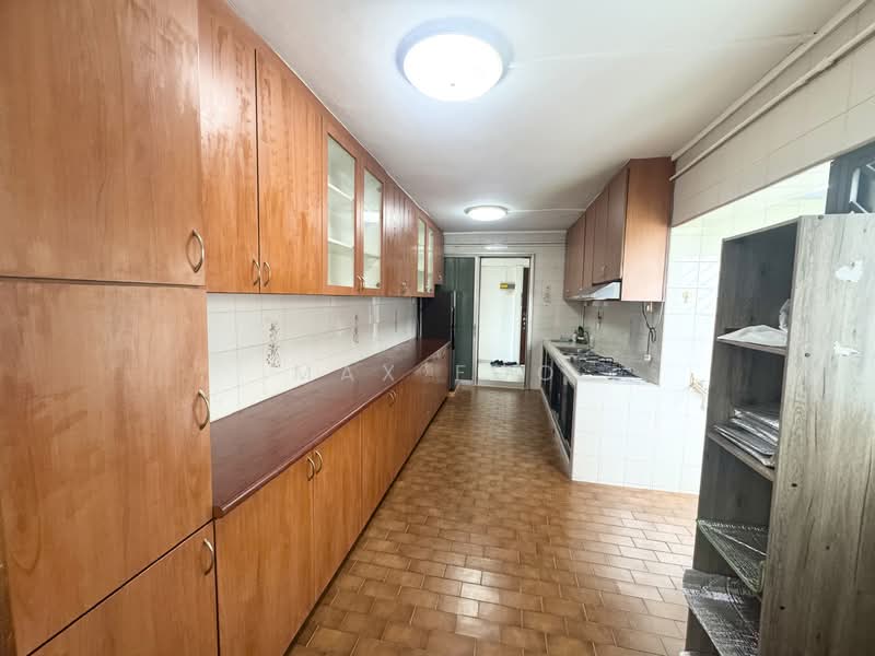 716 Bedok Reservoir Road, 716 Bedok Reservoir Road, 3 Bedrooms, 1,539 sqft, HDB Flat For Rent, by Max Foo, 500144273 - Kitchen - PropertyGuru.com.sg