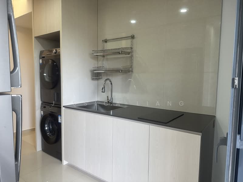 Twin Fountains, 11 Woodlands Avenue 6, Room Rental, 150 sqft, Executive Condominium For Rent, by Jessica Liang, 500145613 - Kitchen - PropertyGuru.com.sg