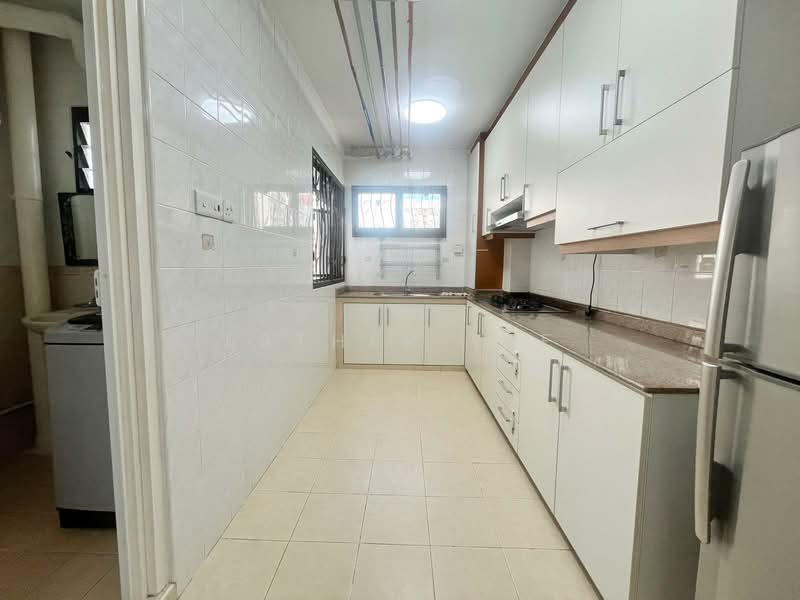 980C Buangkok Crescent, 980C Buangkok Crescent, 3 Bedrooms, 915 sqft, HDB Flat For Rent, by Esther Yee, 500152213 - Kitchen - PropertyGuru.com.sg