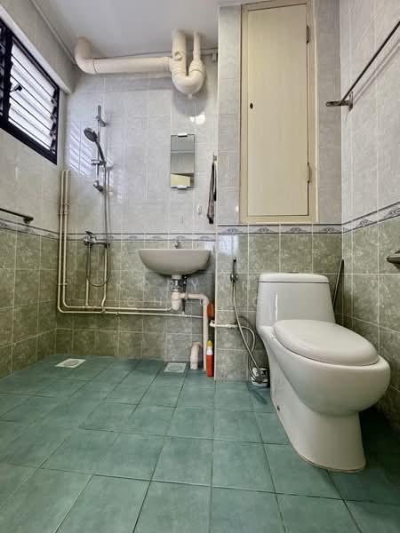 12 Marine Terrace, 12 Marine Terrace, 3 Bedrooms, 1,313 sqft, HDB Flat For Sale, by Korynne Chiong, 500154394 - Bathroom - PropertyGuru.com.sg