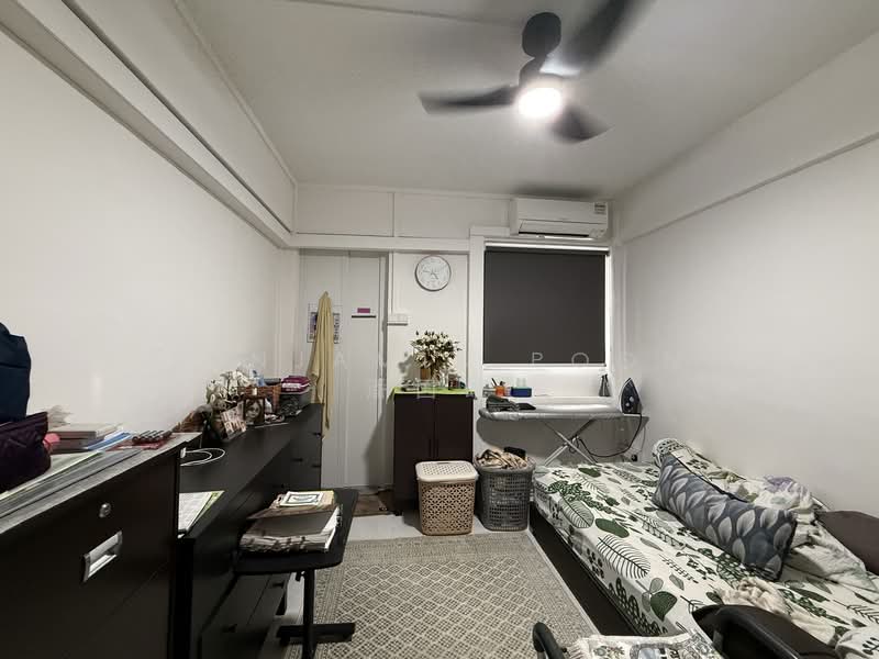 736 Yishun Street 72, 736 Yishun Street 72, 2 Bedrooms, 721 sqft, HDB Flat For Sale, by Benjamin Poon 潘国雄, 500154940 - Bedroom - PropertyGuru.com.sg