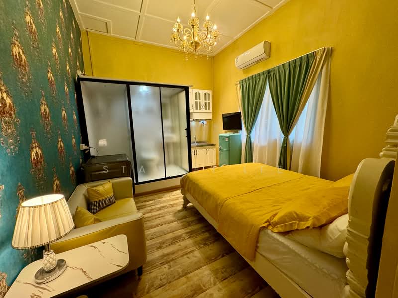 The SunRise Haven, , Studio, 215 sqft, Bungalow House For Rent, by Stanley Lee, 500155371 - Bedroom - PropertyGuru.com.sg