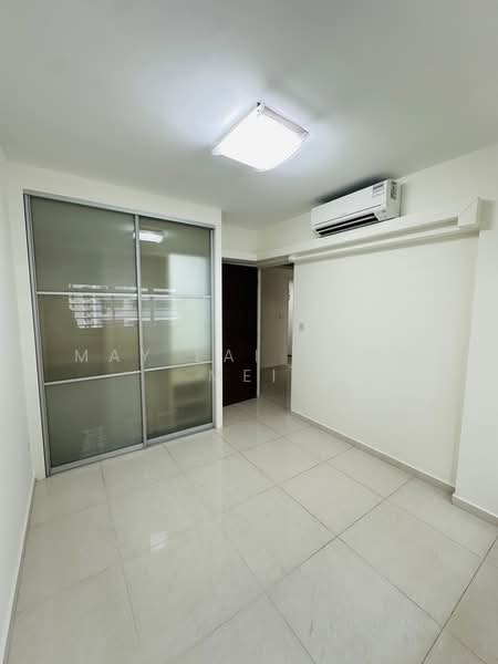 50 Strathmore Avenue, 50 Strathmore Avenue, 3 Bedrooms, 1,184 sqft, HDB Flat For Rent, by May Lai Sook Mei, 500155553 - Bedroom 2 - PropertyGuru.com.sg