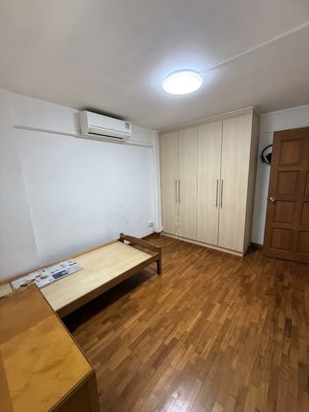 63 Kallang Bahru, 63 Kallang Bahru, 2 Bedrooms, 635 sqft, HDB Flat For Rent, by Patricia Chia, 500155654 - Bedroom - PropertyGuru.com.sg