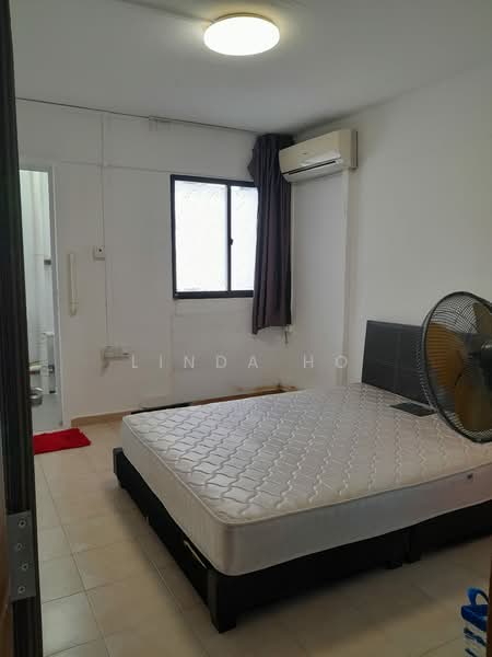 117 Bedok Reservoir Road, 117 Bedok Reservoir Road, 2 Bedrooms, 721 sqft, HDB Flat For Rent, by Linda Ho, 500155980 - Bedroom - PropertyGuru.com.sg