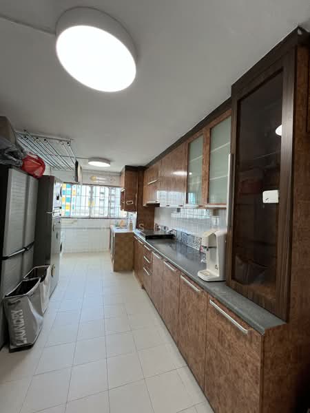 154 Woodlands Street 13, 154 Woodlands Street 13, 3 Bedrooms, 990 sqft, HDB Flat For Sale, by Jassy Ho, 60080080 - Kitchen - PropertyGuru.com.sg