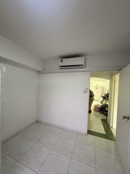 241 Compassvale Walk, 241 Compassvale Walk, 3 Bedrooms, 1,200 sqft, HDB Flat For Rent, by David Wee, 60123685 - Bed Room 2 - PropertyGuru.com.sg