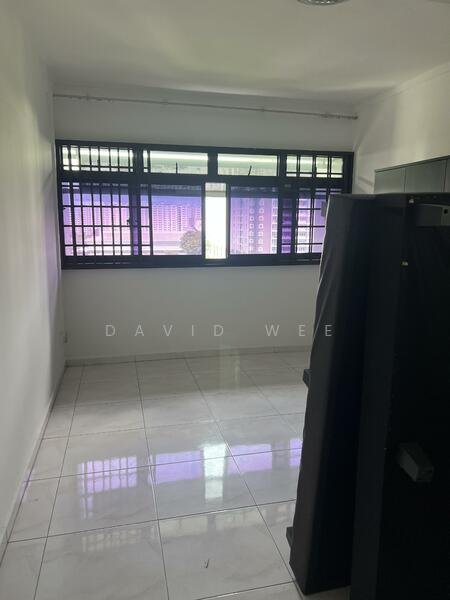 241 Compassvale Walk, 241 Compassvale Walk, 3 Bedrooms, 1,200 sqft, HDB Flat For Rent, by David Wee, 60123685 - Master Bedroom - PropertyGuru.com.sg