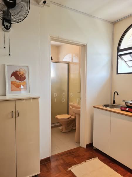 22 Lor Sarhad, , Studio, 400 sqft, Semi-Detached House For Rent, by Trudy Tan, 60152649 - Bathroom - PropertyGuru.com.sg