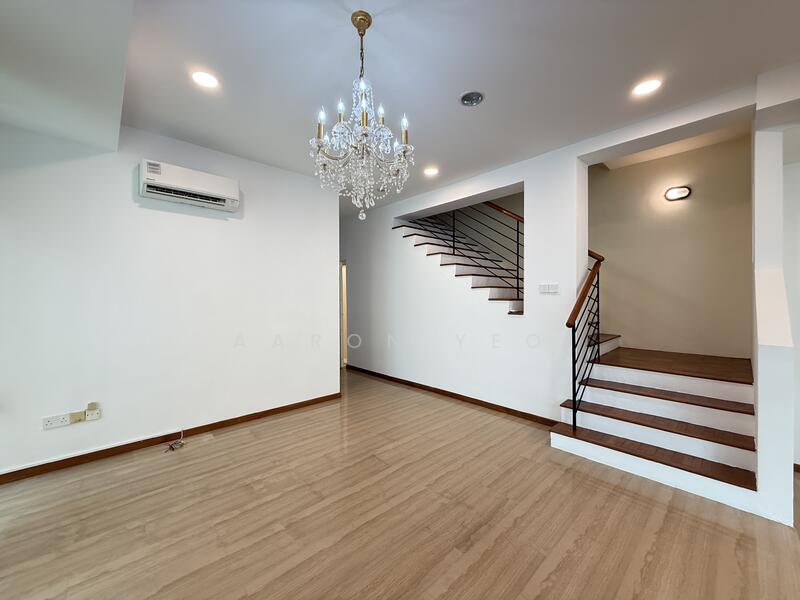 Serangoon Garden Estate, Corfe Place, 6 Bedrooms, 2,964 sqft, Semi-Detached House For Rent, by Aaron Yeo, 60154829 - Living Room - PropertyGuru.com.sg