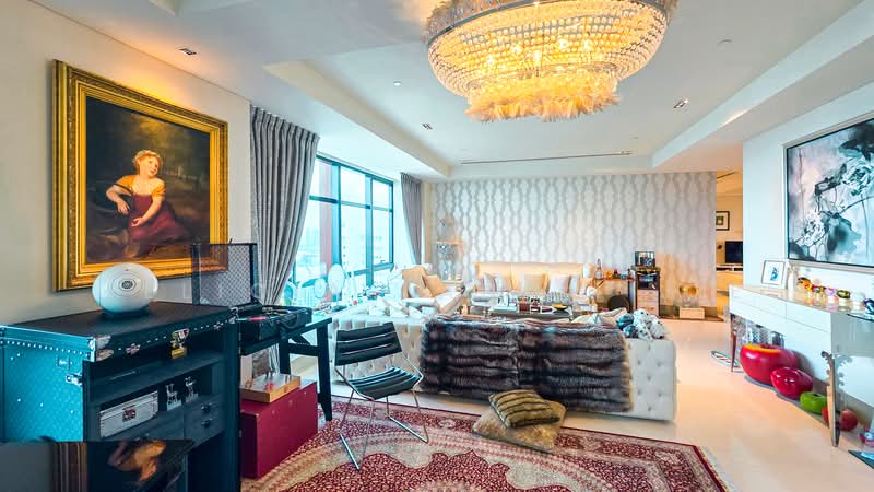 The Ritz-Carlton Residences, 65 Cairnhill Road, 7 Bedrooms, 6,114 sqft, Condominium For Sale, by Felicia Tan Yi Jie, 60167469 - Living Room - PropertyGuru.com.sg