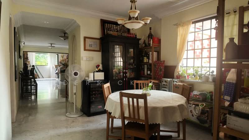 237 Bishan Street 22, 237 Bishan Street 22, 3 Bedrooms, 1,518 sqft, HDB Flat For Sale, by Derrick Tan, 60182877 - Dining Room - PropertyGuru.com.sg