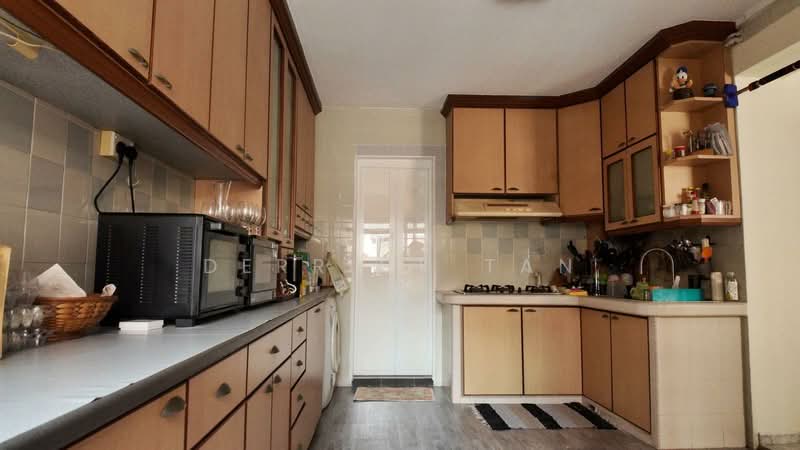 237 Bishan Street 22, 237 Bishan Street 22, 3 Bedrooms, 1,518 sqft, HDB Flat For Sale, by Derrick Tan, 60182877 - Kitchen - PropertyGuru.com.sg