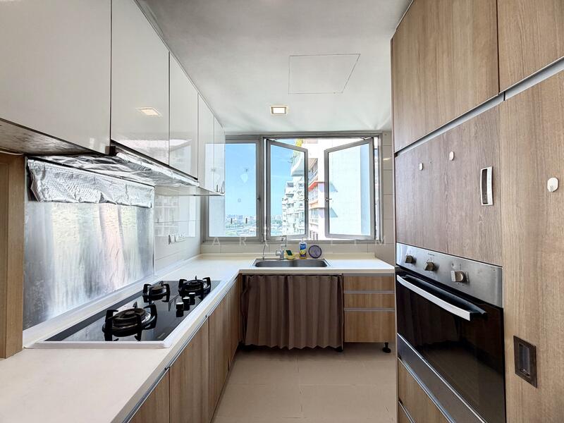 Caspian, 60 Lakeside Drive, 4 Bedrooms, 1,604 sqft, Condominium For Sale, by Clarie Lim, 60222211 - PropertyGuru.com.sg