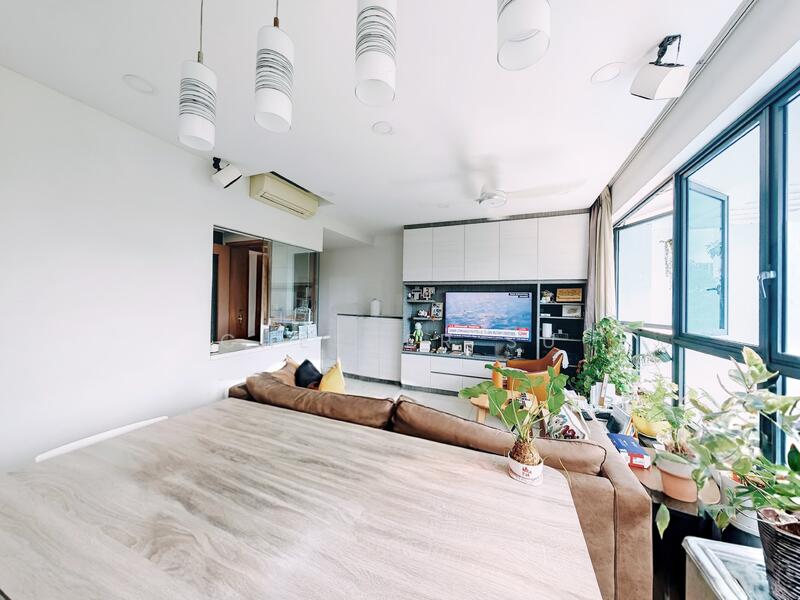 Belysa, 55 Pasir Ris Drive 1, 3 Bedrooms, 969 sqft, Executive Condominium For Sale, by Chester Su, 60225788 - Living / Dining Room - PropertyGuru.com.sg