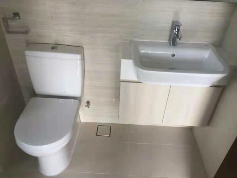Forte Suites, 88 Mergui Road, 2 Bedrooms, 603 sqft, Condominium For Sale, by Claire Kang, 60228043 - Bathroom - PropertyGuru.com.sg