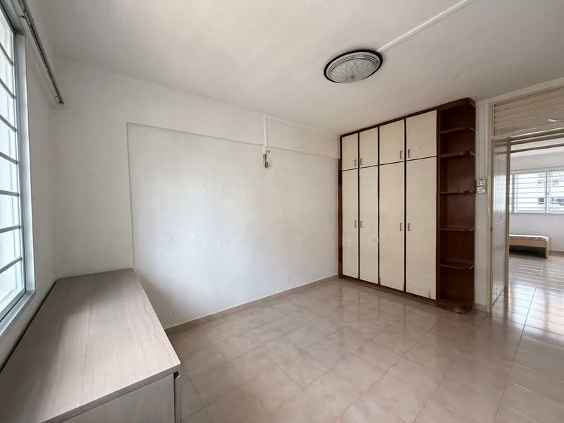 223 Yishun Street 21, 223 Yishun Street 21, 3 Bedrooms, 979 sqft, HDB Flat For Sale, by Ashley Ho, 60228259 - Bedroom - PropertyGuru.com.sg