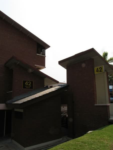 42 Holland Drive, 42 Holland Drive, 2 Bedrooms, 635 sqft, HDB Flat For Rent, by Puran Kaur, 500132339 - PropertyGuru.com.sg