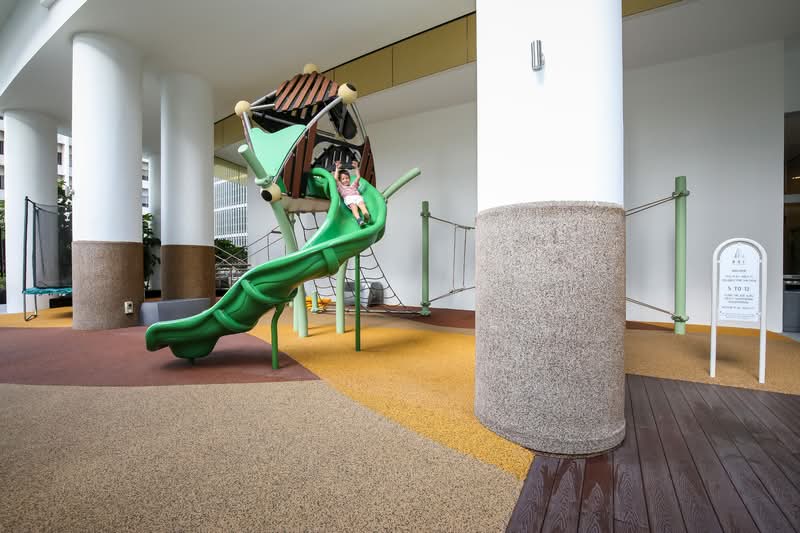 One Shenton, 1 Shenton Way, 2 Bedrooms, 1,109 sqft, Condominium For Sale, by Evan Chung, 500107196 - PropertyGuru.com.sg