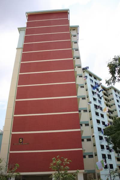 5 Bedok South Avenue 2, 5 Bedok South Avenue 2, 3 Bedrooms, 883 sqft, HDB Flat For Sale, by Stephanie Kuet LY, 60216457 - PropertyGuru.com.sg