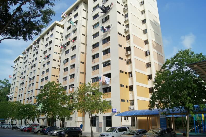 434 Clementi Avenue 3, 434 Clementi Avenue 3, 2 Bedrooms, 721 sqft, HDB Flat For Rent, by Mandy Chan, 500124650 - PropertyGuru.com.sg
