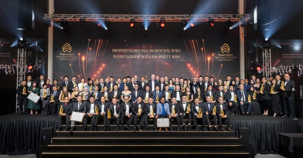 The 11th PropertyGuru Asia Awards Malaysia in partnership with iProperty, held on October 25 at The St. Regis Kuala Lumpur, celebrated the highest achievements in the real estate industry. This year, awards were given across 58 categories, highlighting excellence in development, design, and ESG. Supported by leading property portals PropertyGuru.com.my and iProperty.com.my, the event brought together experts and consumers to raise industry standards.